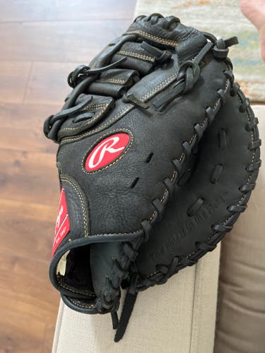 Used Right Hand Throw Rawlings First Base Renegade Baseball Glove 11.5"