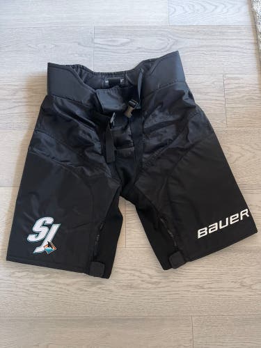 Medium Bauer Pro Stock Supreme Pant Shell