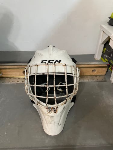 Used CCM  7000 Goalie Mask