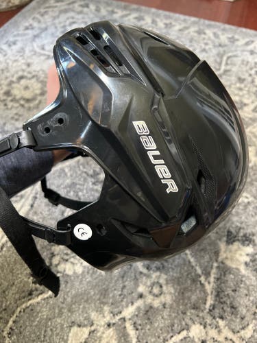 Used Large Bauer  Re-Akt 95 Helmet