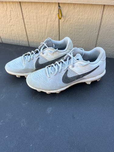 Gray Men's Molded Cleats Low Top Alpha Huarache Elite