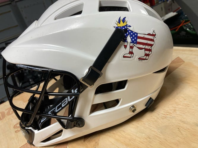 Cascade CS-R Youth White helmet w/Black Cage  **FREE SHIPPING**