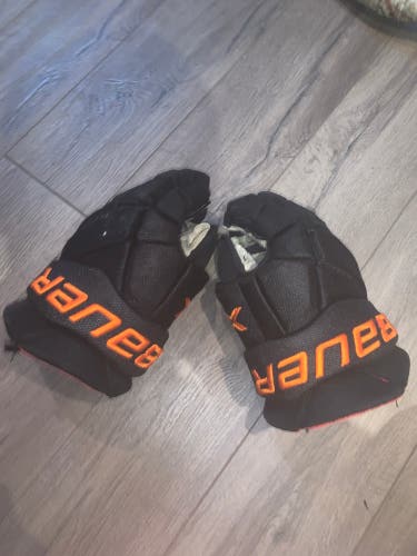 Used Bauer 14" Vapor X Gloves