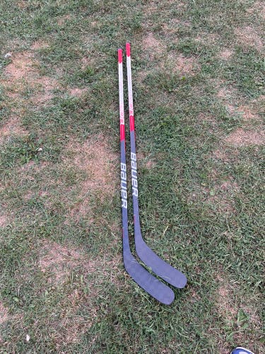 *2* Intermediate Left Hand P88 Vapor Hyperlite Hockey Stick