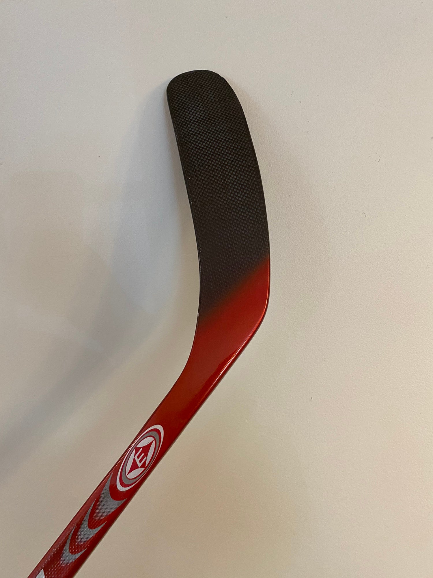 Easton Stealth CX LH Pro Stock Hockey Stick 100 Flex Grip NHL HARRINGTON  Custom Mid Curve - DK's Hockey Shop