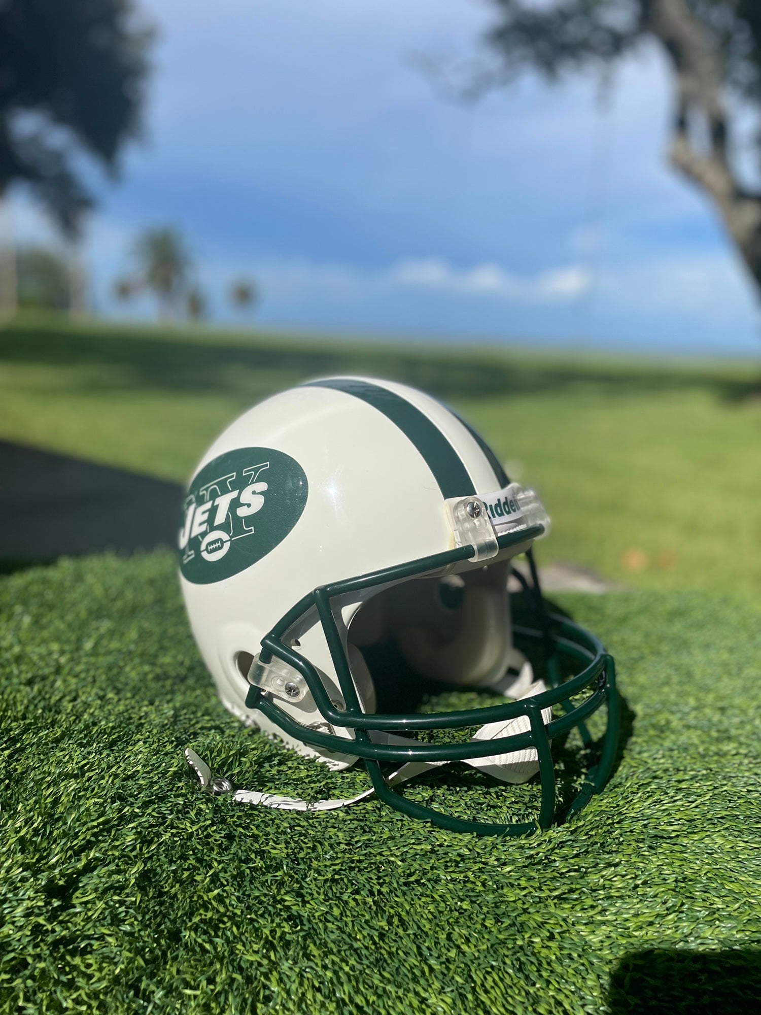 New York Jets 1998 to 2018 Riddell VSR4 (only 4 left)