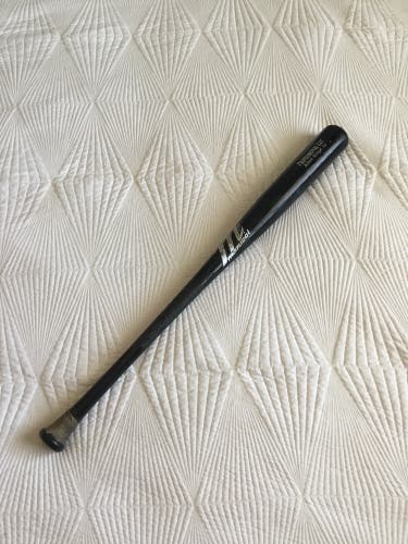 Marucci Pro Cut Wood Bat 33” Used