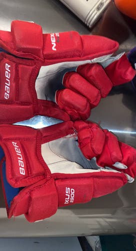 Nexus Bauer N2900 Hockey Gloves