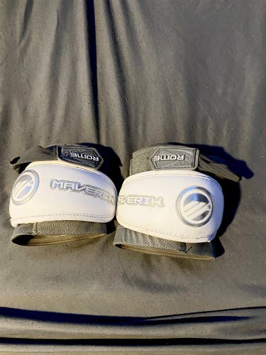 New Large Maverik Rome Arm Pads