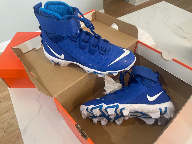 Nike Force Savage 2 Shark Football Cleat