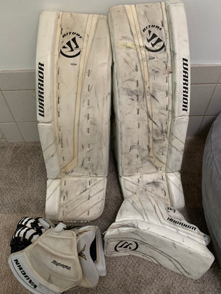Used 34" Regular Warrior Ritual G2 Goalie Full Set