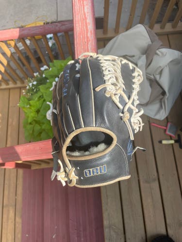 Used Outfield 12.75" Pro Collection Baseball Glove