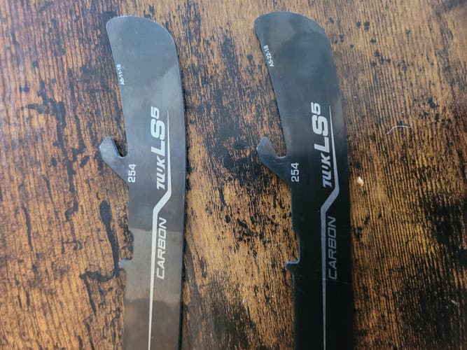 Bauer LS5 Carbon Steel - 254 - Size 6 Skate