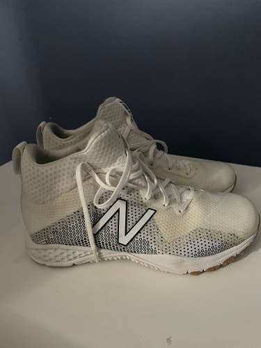 White Men's Size 9.5 (Women's 10.5) New Balance Shoes