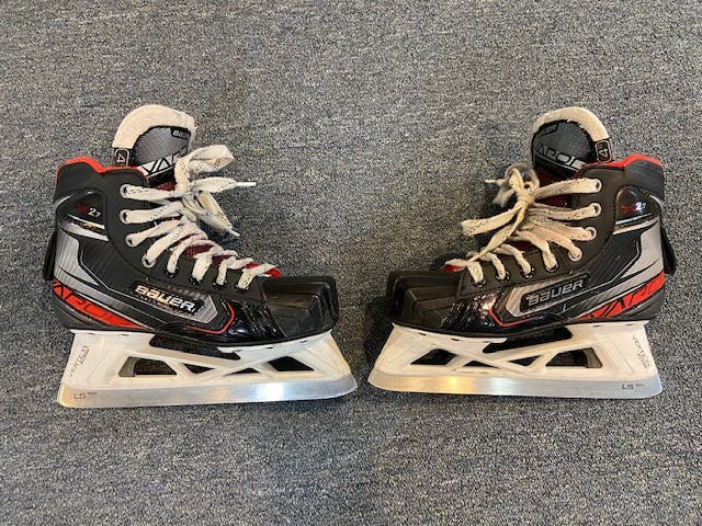 Junior Used Bauer Vapor X2.7 Hockey Goalie Skates Regular Width Size 4