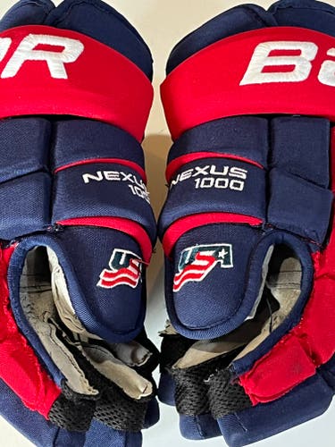Used Team USA 15” Bauer Nexus 1000 Gloves