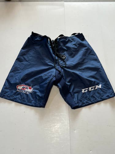 USA L CCM pant shell