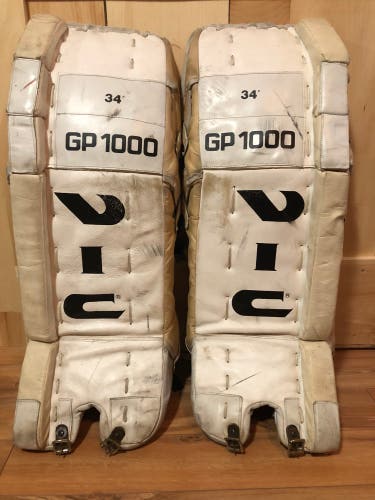 Vintage Vic GP 1000 Senior goalie pads 34”