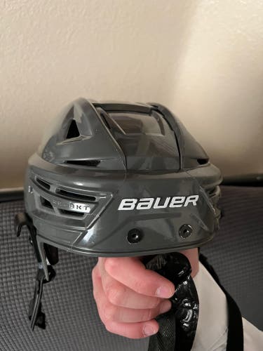 Medium Bauer Pro Stock Re-Akt 150 Helmet Vegas Golden Knights