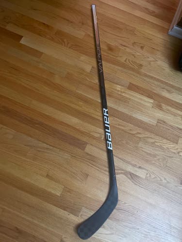 Senior Right Handed P92 Vapor Hyperlite Hockey Stick