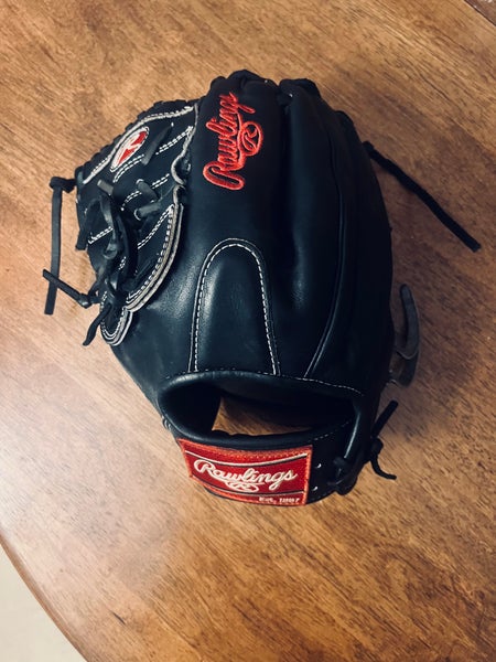 Used Rawlings Left Hand Throw Pitcher's Heart of the Hide Baseball Glove 12"