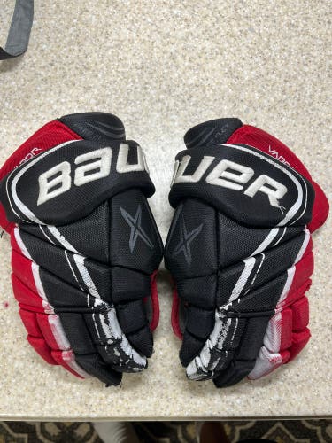 Bauer 13"  Vapor X900 Lite Gloves