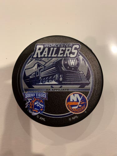 Worcester Railers affiliate puck