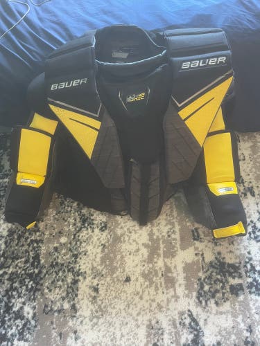Used Large Bauer  Supreme UltraSonic Goalie Chest Protector