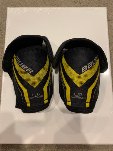 Used Bauer Supreme TotalOne MX3 Elbow Pads