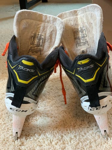 CCM goalie skates - Tacks 9060 size 1.5 D
