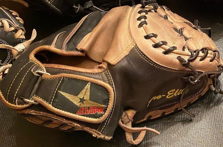 FSOT All Star Right Hand Throw 33.5" CM3000SBT Catcher's Glove