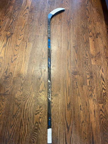 Junior Left Hand P28  Nexus 1N Hockey Stick
