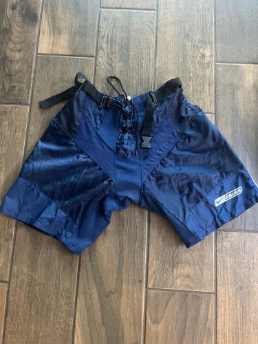 Navy Junior Like New Large Nike/Bauer Pant Shell