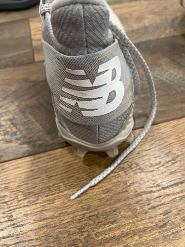 Gray New Molded Cleats Mid Top Freeze