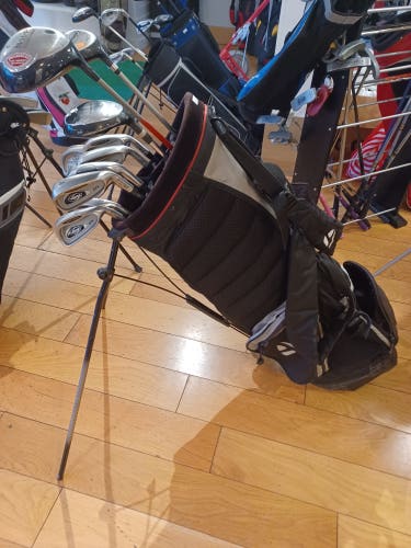 TaylorMade Right Handed Mixed Set/Bag (Full Set)