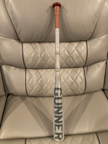 New USSSA 2022 Warstic Gunner Bat (-8) 24 oz 32"