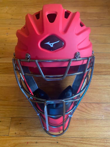 Mizuno Samarai catchers helmet