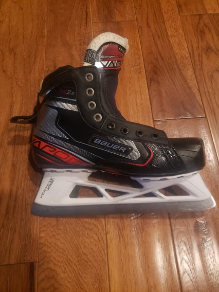 Junior Used Bauer Vapor X2.9 Hockey Goalie Skates Regular Width Size 5.5