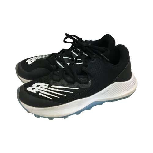 Used New Balance Turf Junior 3.5 Baseball And Softball Cleats