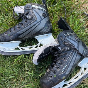 Used CCM Regular Width Size 4.5 RibCor Hockey Skates