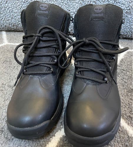 Timberland hiking boots - black (never worn) Mens 11
