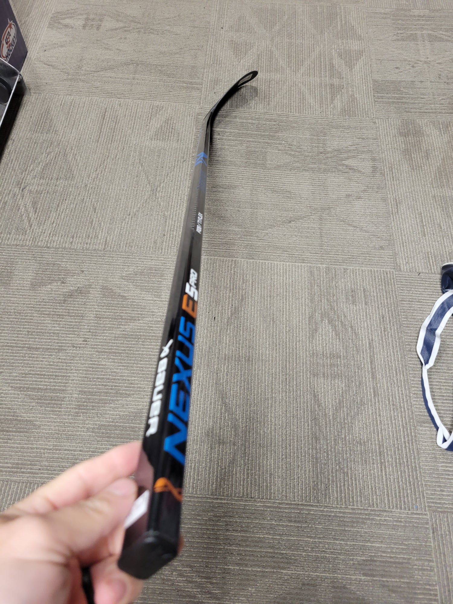 New Senior Bauer Left Handed Nexus E5 Pro Hockey Stick P28 77 Flex