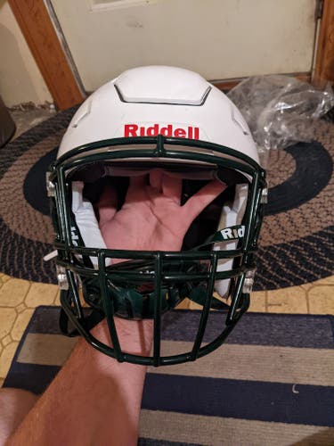 Adult New Large Riddell SpeedFlex Helmet