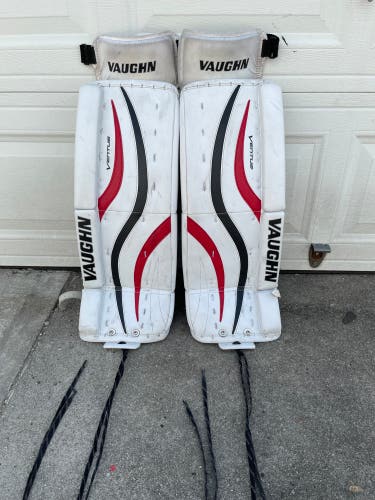 24" Vaughn  Ventus LT68 Junior Goalie Leg Pads