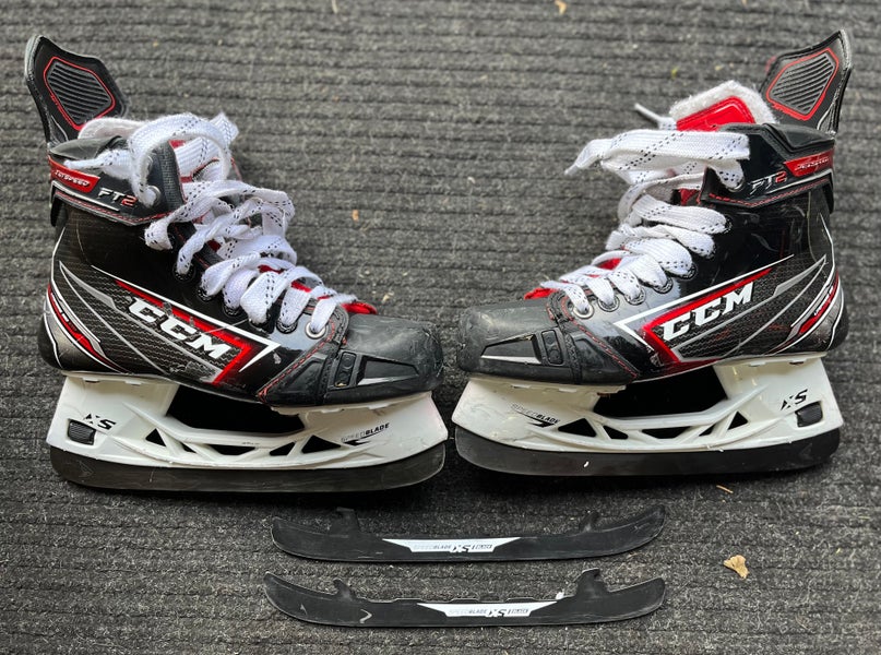 Junior Used CCM JetSpeed FT2 Hockey Skates Regular Width Size 4.5 *Byonic Blades