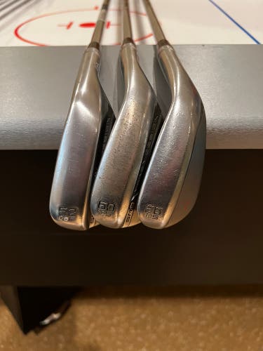 Titleist vokey sm8 wedge set