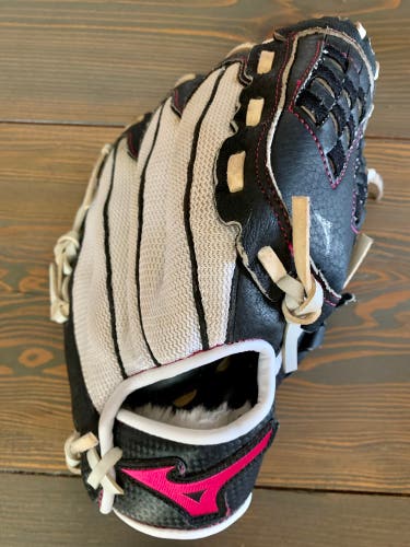 Mizuno Finch GPP1005F3 10” Fast Pitch Softball Glove RHT