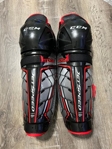 Used CCM Jetspeed Edge Shin Pads