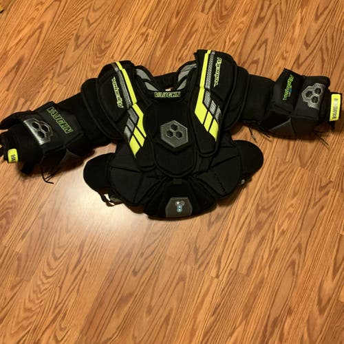 Vaughn Velocity VE8 JR Goalie Chest Protector