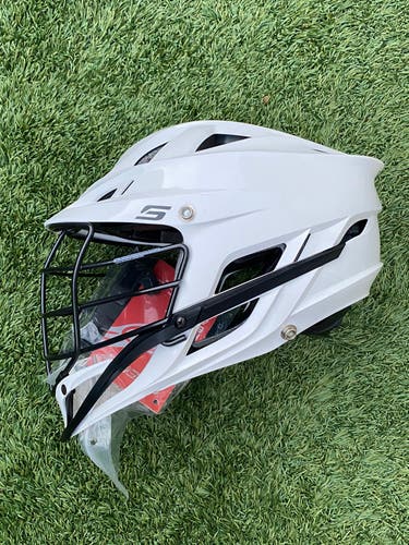 *BRAND NEW* Cascade S Helmet